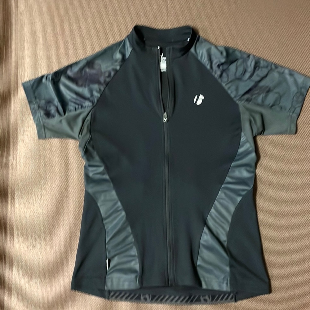 Womens Bontrager cycling jersey. Size small